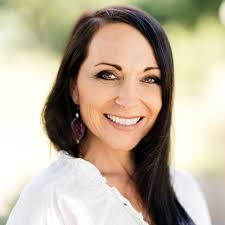 Speaker - Carmen Hercegfi